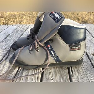 Vintage Merrell Cross Country Ski Boots telemark Three Pin Size 7.5 Women’s